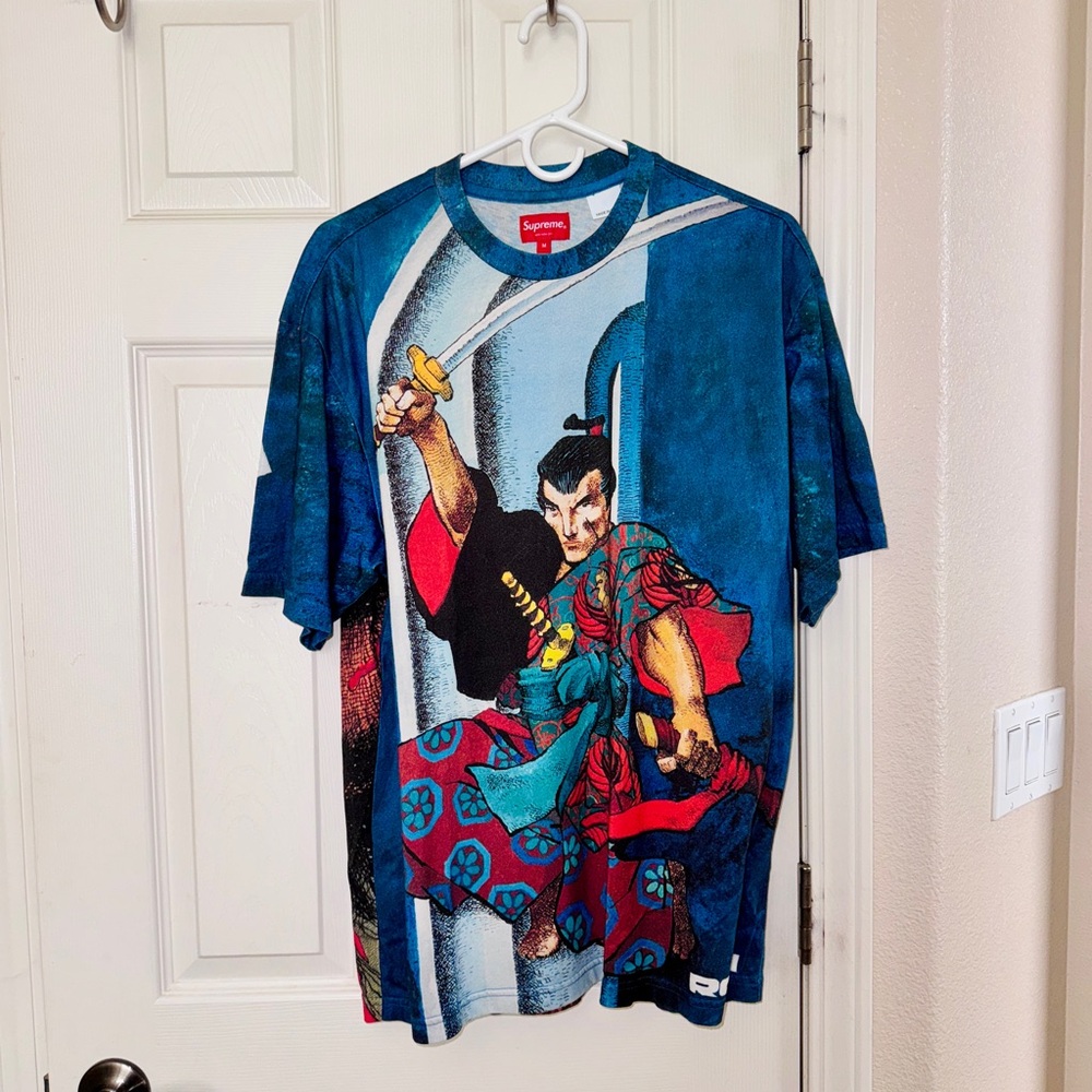 👍🏻 NWT Supreme x Ronin Multicolor Samurai Graphic Tee